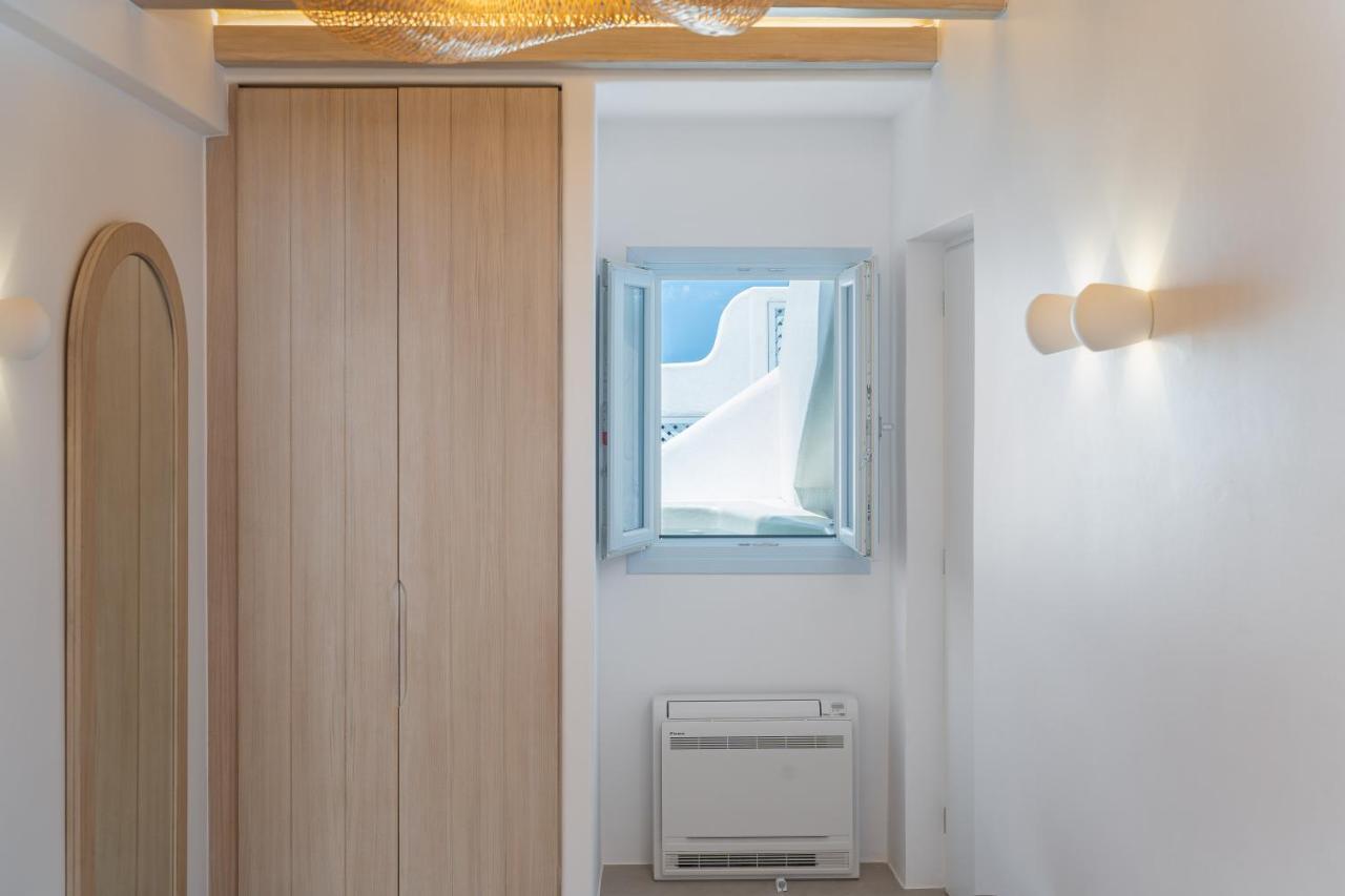 Airth Santorini Suites Firostefani Exterior photo