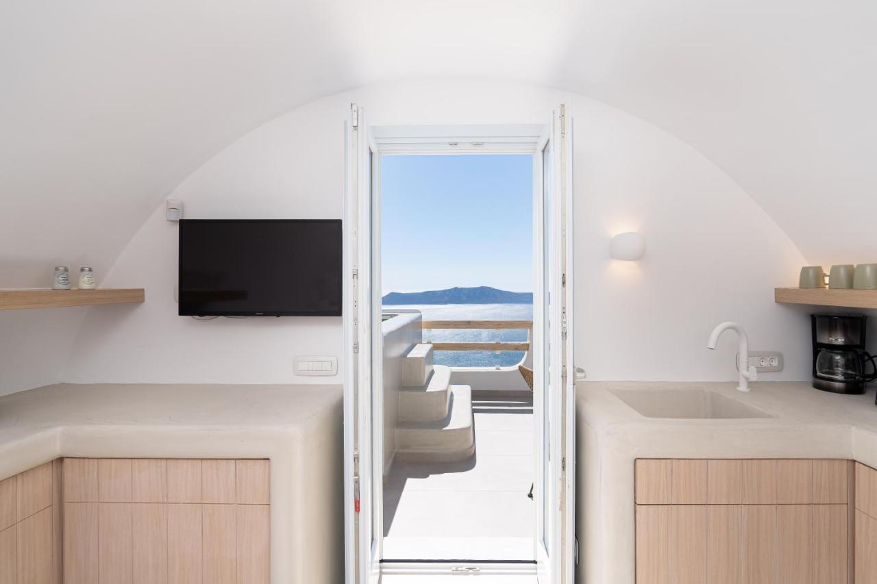 Airth Santorini Suites Firostefani Exterior photo
