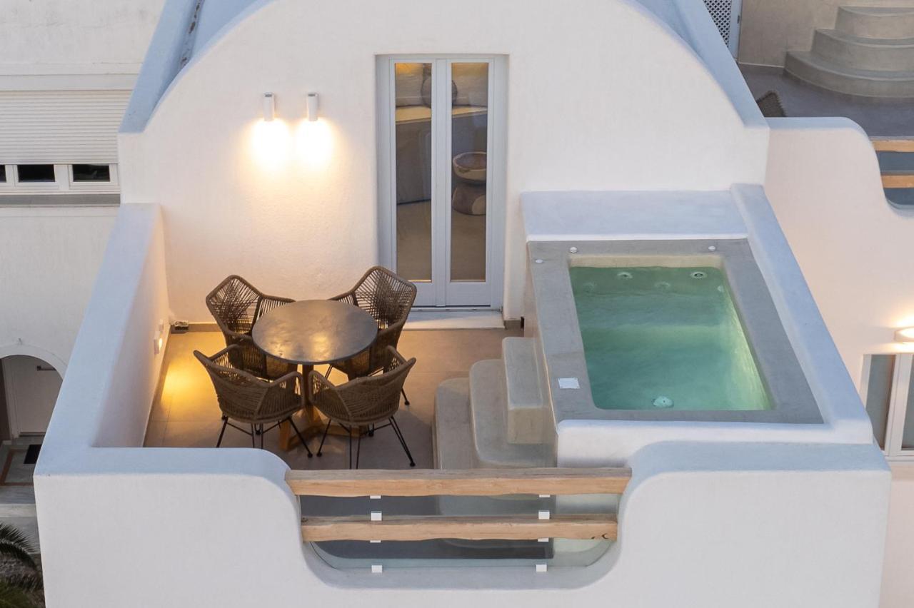 Airth Santorini Suites Firostefani Exterior photo