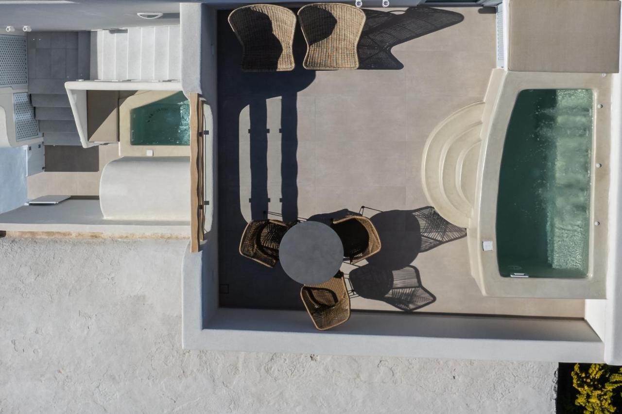 Airth Santorini Suites Firostefani Exterior photo