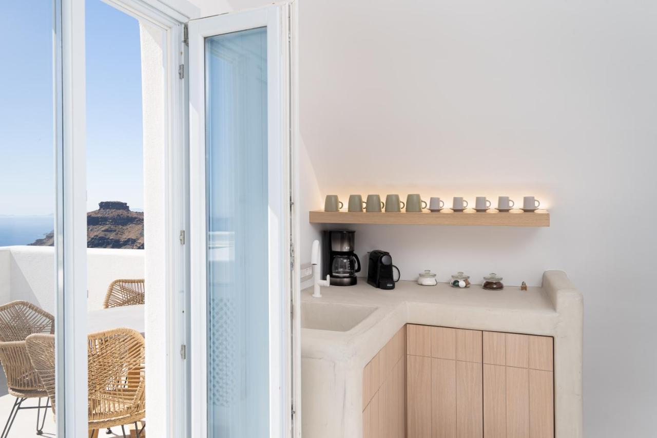 Airth Santorini Suites Firostefani Exterior photo